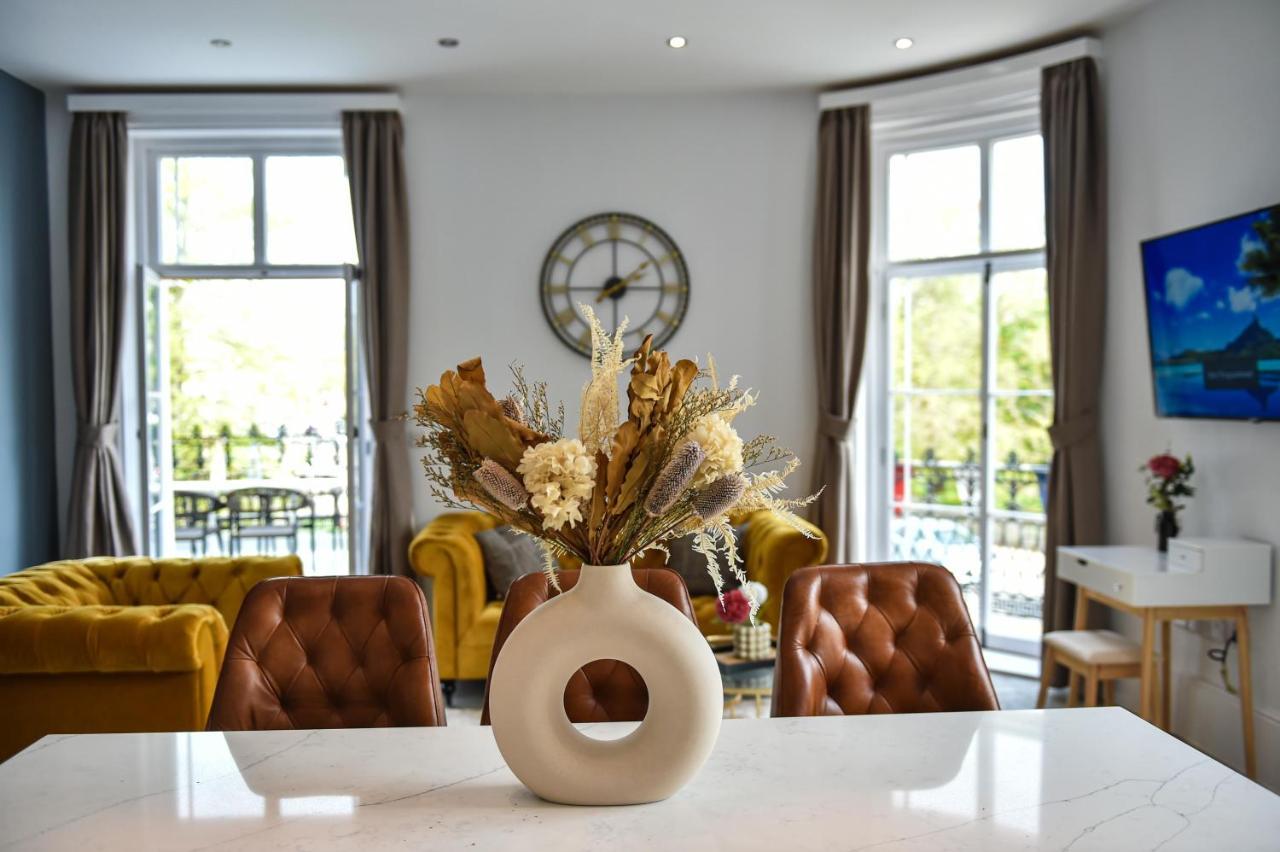 Victoria Colonnade Aparthotel Leamington Spa Bagian luar foto