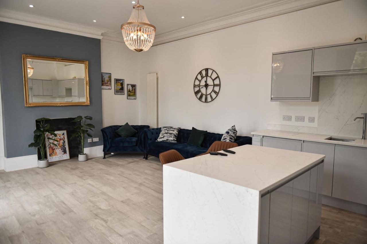 Victoria Colonnade Aparthotel Leamington Spa Bagian luar foto